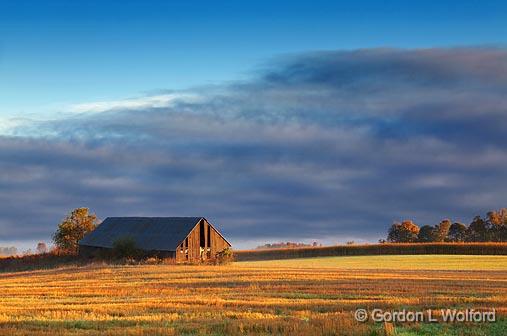 Barn At Sunrise_08959-60.jpg - Photographed near Carleton Place, Ontario, Canada.